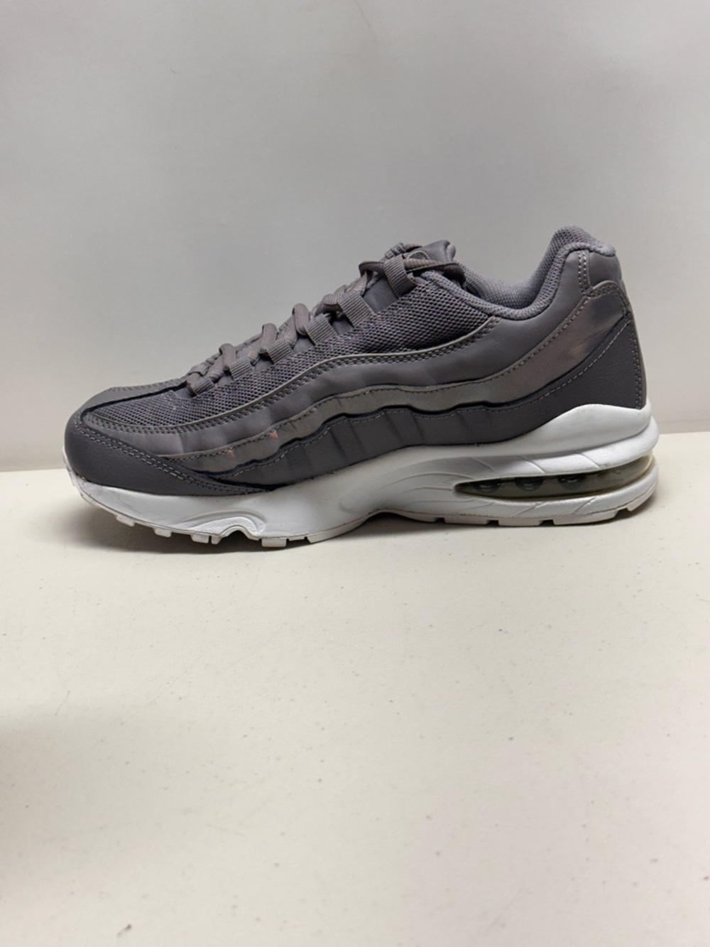 Nike Air Max 95 LE GS Gunsmoke  310830-012 Shoes Sneakers Size 6.5 Y 6.5 Men - Picture 6 of 10